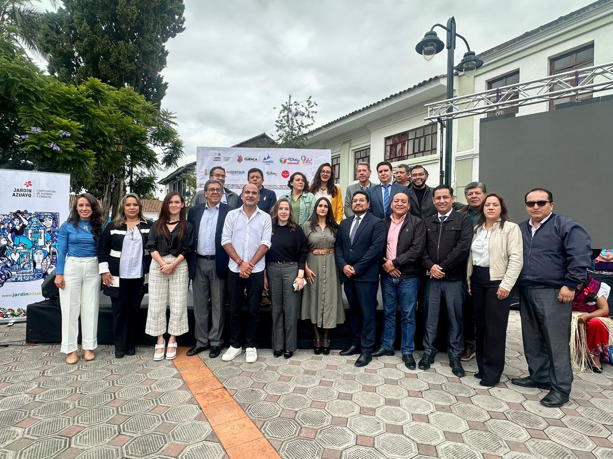 Un paso firme por el turismo rural
La Fundación Turismo para Cuenca firmó un convenio con Jardín Azuayo, la Prefectura y el ISTEPS para impulsar promoción y capacitación con una inversión de 65.000 USD.

#CuencaInspira #TurismoRural #DesarrolloLocal