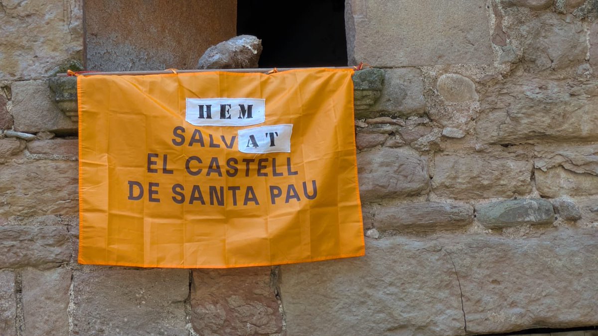 Ajuntament Santa Pau (@ajsantapau) on Twitter photo Un gran acte per tancar la campanya “Salvem el Castell de Santa Pau” i formalitzar la compra. 
Moltes gràcies a tothom que ha cregut, apostat i aportat per fer realitat aquest projecte. 
El 14/05/2025, formarà part de la història de Santa Pau
Hem salvat el Castell de Santa Pau. Un gran acte per tancar la campanya “Salvem el Castell de Santa Pau” i formalitzar la compra. 
Moltes gràcies a tothom que ha cregut, apostat i aportat per fer realitat aquest projecte. 
El 14/05/2025, formarà part de la història de Santa Pau
Hem salvat el Castell de Santa Pau.