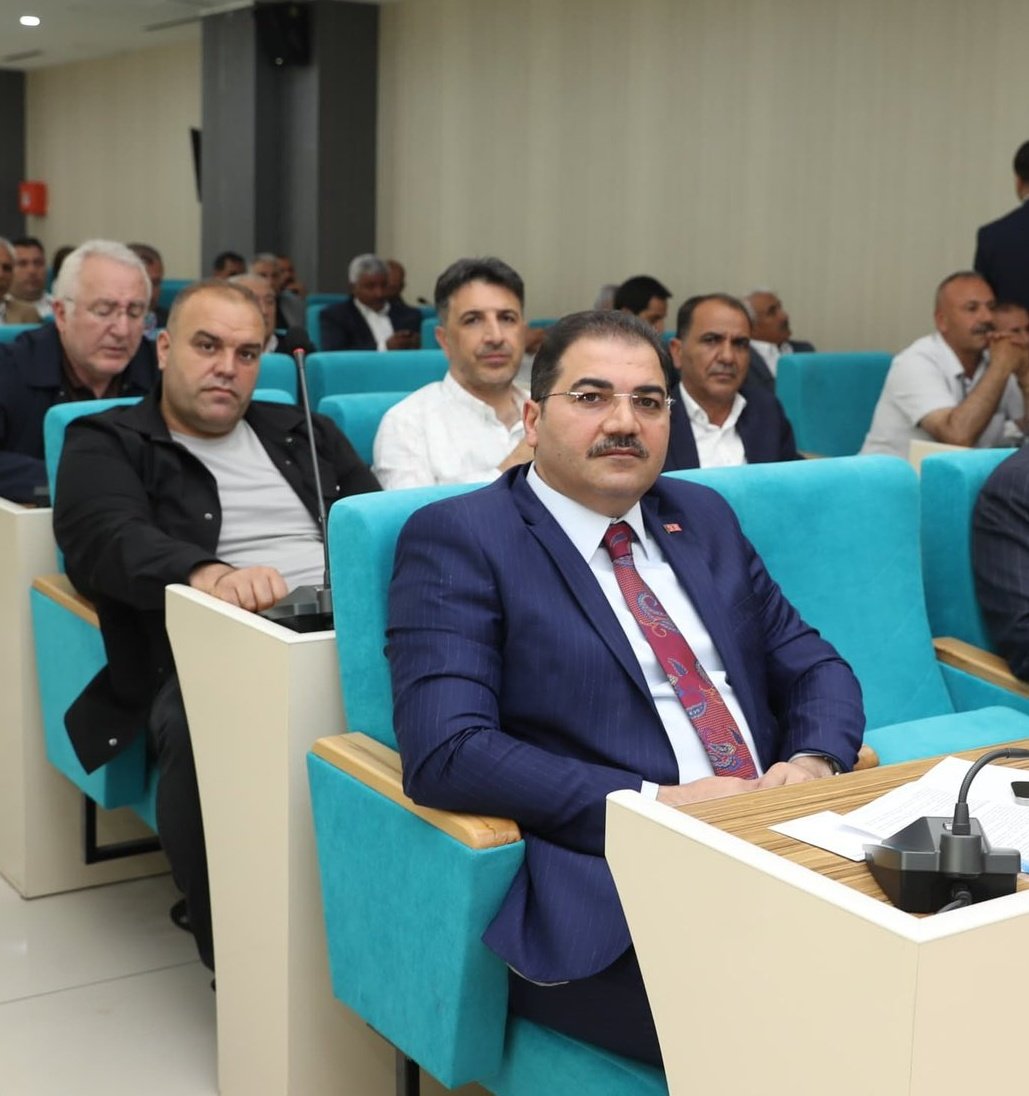 Şanlıurfa Objektif (@urfaobjektif) on Twitter photo Haliliye belediye başkanı Mehmet Canpolat a sesleniyorum işçi ve emekçinin hakkını yeme. Kendi israfından kıs neler yaptığınızı çok iyi biliyoruz sıra size de gelecek sözde sendikacılar nerdesiniz Seydi Eyüpoğlu ve Bozan izol anladık ki Canpolat sizi de besliyor <a href="/sanliurfasanli/">Şanlıurfa Şanlıurfa</a> Haliliye belediye başkanı Mehmet Canpolat a sesleniyorum işçi ve emekçinin hakkını yeme. Kendi israfından kıs neler yaptığınızı çok iyi biliyoruz sıra size de gelecek sözde sendikacılar nerdesiniz Seydi Eyüpoğlu ve Bozan izol anladık ki Canpolat sizi de besliyor <a href="/sanliurfasanli/">Şanlıurfa Şanlıurfa</a>