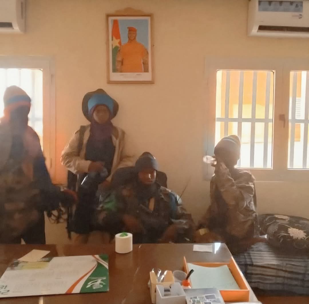 africansinnews's tweet photo. BREAKING: Diapaga, eastern Burkina Faso, was hit by a terrorist attack on Monday, May 13 just 48 hours after the deadly assault on #Djibo in the north. Al-Qaeda-linked JNIM claims it seized control of a military base in the area. https://t.co/ZGcOmUGeAn
