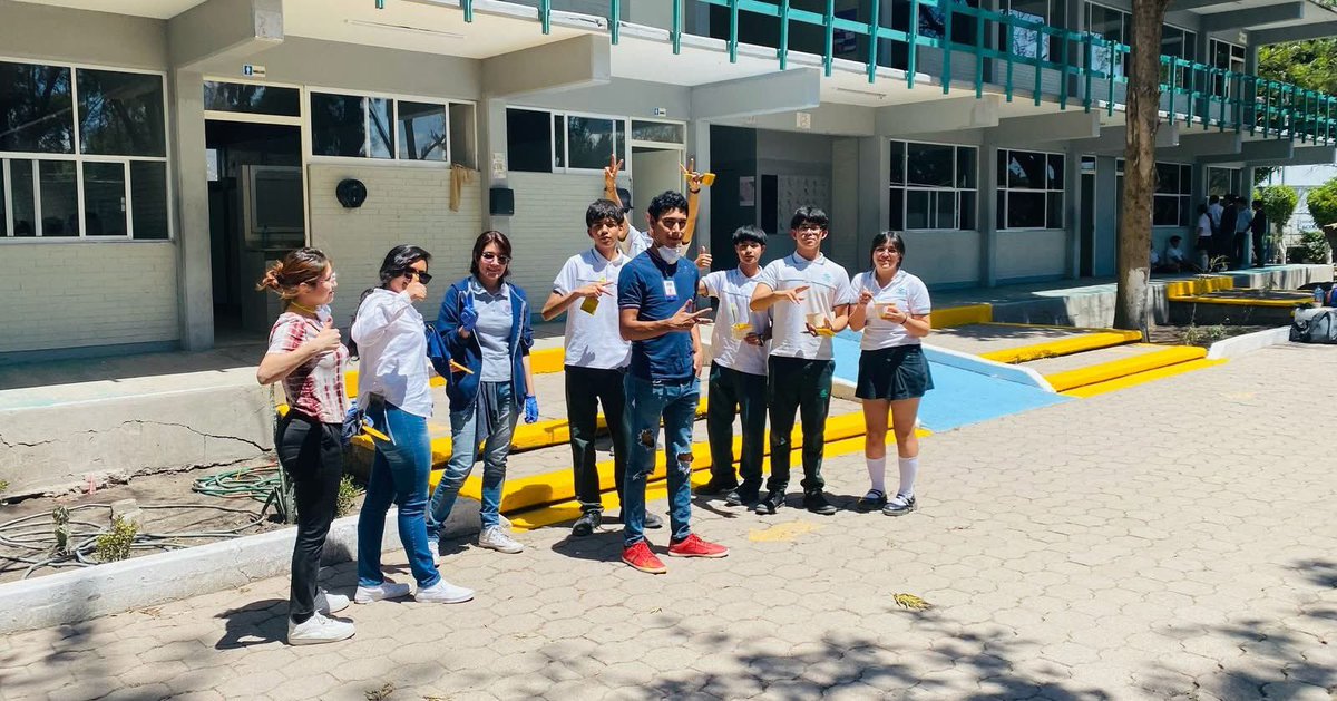 MarthaSotoQro's tweet image. Desde Querétaro nos unimos a #TequiosPorLaPaz.

En @conalepqro, estudiantes participaron en limpieza y una jornada de salud para prevenir adicciones. Comunidad y conciencia en acción.

#EducaciónQuerétaro