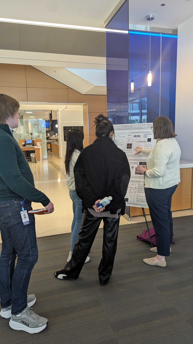 YoungPearseLab's tweet image. TYP-ers attended the BIGG meeting at UMass on Monday, and had a great time presenting talks and posters! PhD student @GizemTerzioglu_ & postdoc Kellie gave amazing short talks, Master's student @emma_601_emma & postdoc @Heuerwego got great poster traffic!