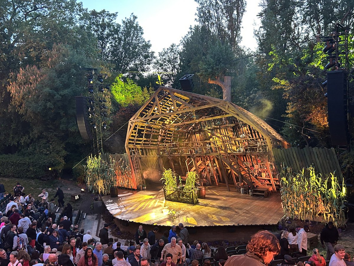 Hugely entertaining evening watching <a href="/Shucked_Musical/">Shucked</a> at <a href="/OpenAirTheatre/">Open Air Theatre</a> A Super talented cast in a beautiful setting and a very very funny show.
