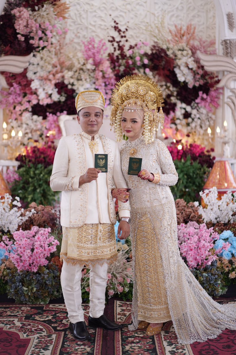 intanoodle's tweet photo. 72 bulan kita tutup dengan SAH

Selasa, 13 mei 2025 #cINTANyaAKBAR https://t.co/Gi3vU9qqOr
