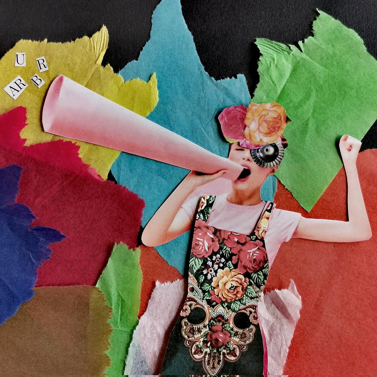 Novo deseño de portada para un sinxelo de Xosé Lois Romero e Aliboria, O bruar das cantareiras, que sairá á luz mañá, con outra sorpresa ❤️ Unha colaxe do meu alter ego, #mariaxecolaxe!

#OBruarDasCantareiras #XoséLoisRomeroeAliboria