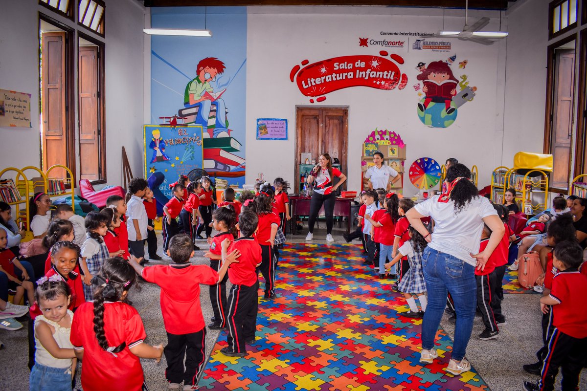 ¡Gracias al convenio interinstitucional con Comfanorte desarrollamos el taller "Jugando y Aprendiendo" en nuestra Sala de Literatura Infantil! 
#LecturaInfantil #EducaciónConAmor #Comfanorte #TallerJugandoYAprendiendo #Identidad #Niñez #LiteraturaInfantil #BiblioCúcuta .