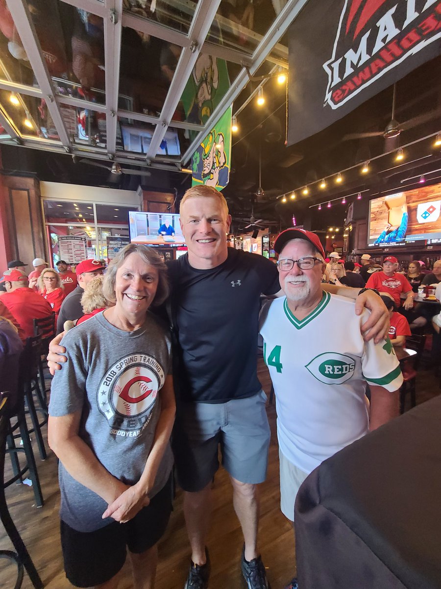 RBennettOU83's tweet image. Got to say hello to @ROCKYBOIMAN50 who along with @jaltersports featured us on Random Fandom during @OhioFootball last fall during #MACtion.  #PeteRosenight