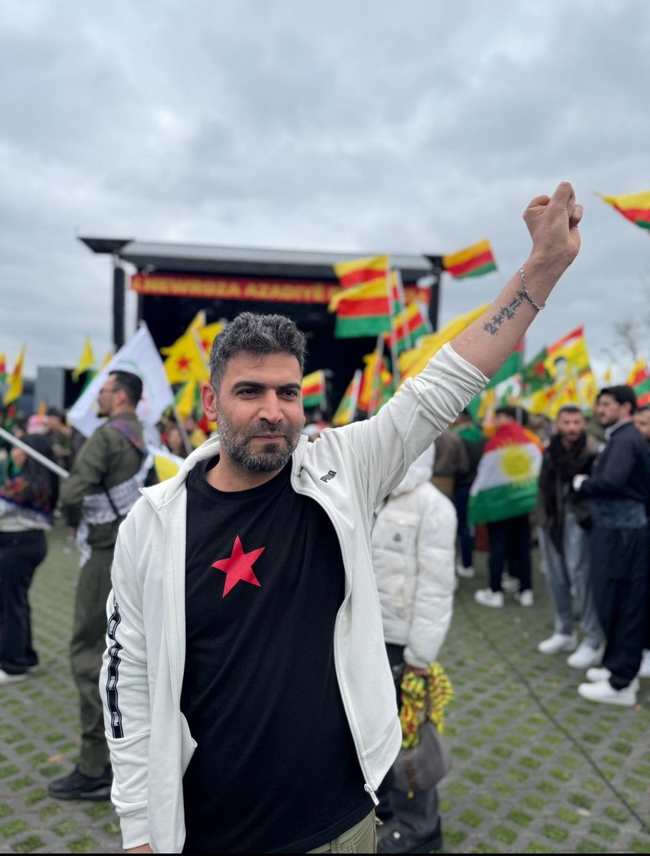 DAİŞ’e karşı savaşırken yaralanan ve 9 yıldır İsviçre’de yaşayan Baban Ali sınırdaşı edilmek isteniliyor
#FreeBaban #KeineAusschaffung #StopDeportation
<a href="/FabianMolinaNR/">Fabian Molina ✊🌹🌍</a> @mamaymus 
<a href="/spschweiz/">SP Schweiz</a> <a href="/Feleknasuca/">Feleknas Uca</a> <a href="/FerhatEncu/">Ferhat Encu</a> @dfirat437 <a href="/dilanctnky_/">Dîlan Çetinkaya</a> <a href="/botanistann/">Serxwebûn</a> <a href="/nupelonline/">Nupel Haber</a>