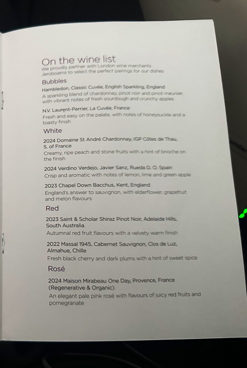 free_style_chef's tweet photo. Dessert course - sticky toffee pudding followed by a cheese & fruit plate with port wine.
Ok… so I’ve had 4 glasses of wine on this 8 hour flight. And eaten tons of food. I am SO full!
#wine #inflightdining #stickytoffee #pudding #twittersupperclub https://t.co/BlbQrgFyFb