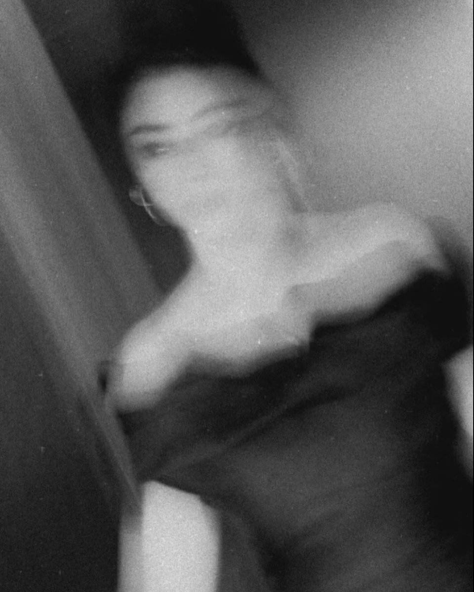 qor_fan's tweet photo. I think teerak is literally incapable of taking a bad photo. 

Like… how??

PIAGET PLAY OF SHAPES X FAYE #FayePerayaxPiaget https://t.co/CCDE4A2pY4