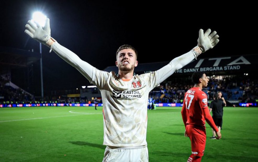 SeanSlaterTHFC 💫 (@seanslaterthfc) on Twitter photo NOT ALL HEROES WEAR CAPES
SOME WEAR GOALKEEPER GLOVES 🧤
<a href="/JoshKeeley/">josh keeley</a> 👊🏻👊🏻👊🏻
#THFC #COYS #EFL #LOFC #OneOrient NOT ALL HEROES WEAR CAPES
SOME WEAR GOALKEEPER GLOVES 🧤
<a href="/JoshKeeley/">josh keeley</a> 👊🏻👊🏻👊🏻
#THFC #COYS #EFL #LOFC #OneOrient