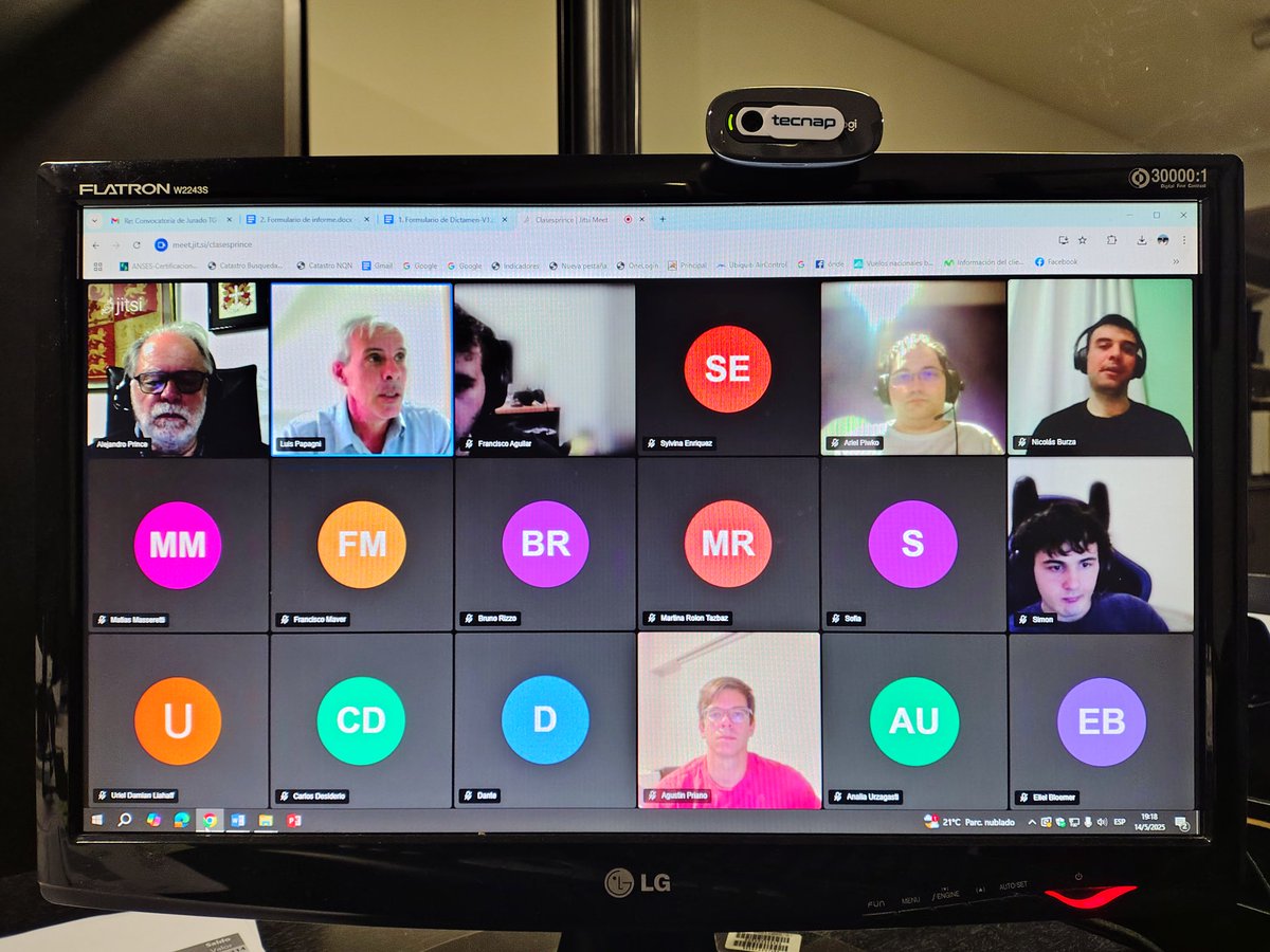 Escuchando la clase magistral de <a href="/luispapagni/">Luis Papagni</a> en la materia Ciudades Inteligentes y GovTech que dictó en <a href="/frbautn/">UTN Buenos Aires</a> 
Transformación Pública Digital, GovTech, Gobierno Inteligente, Estado 4.0 y otras miradas y denominaciones.