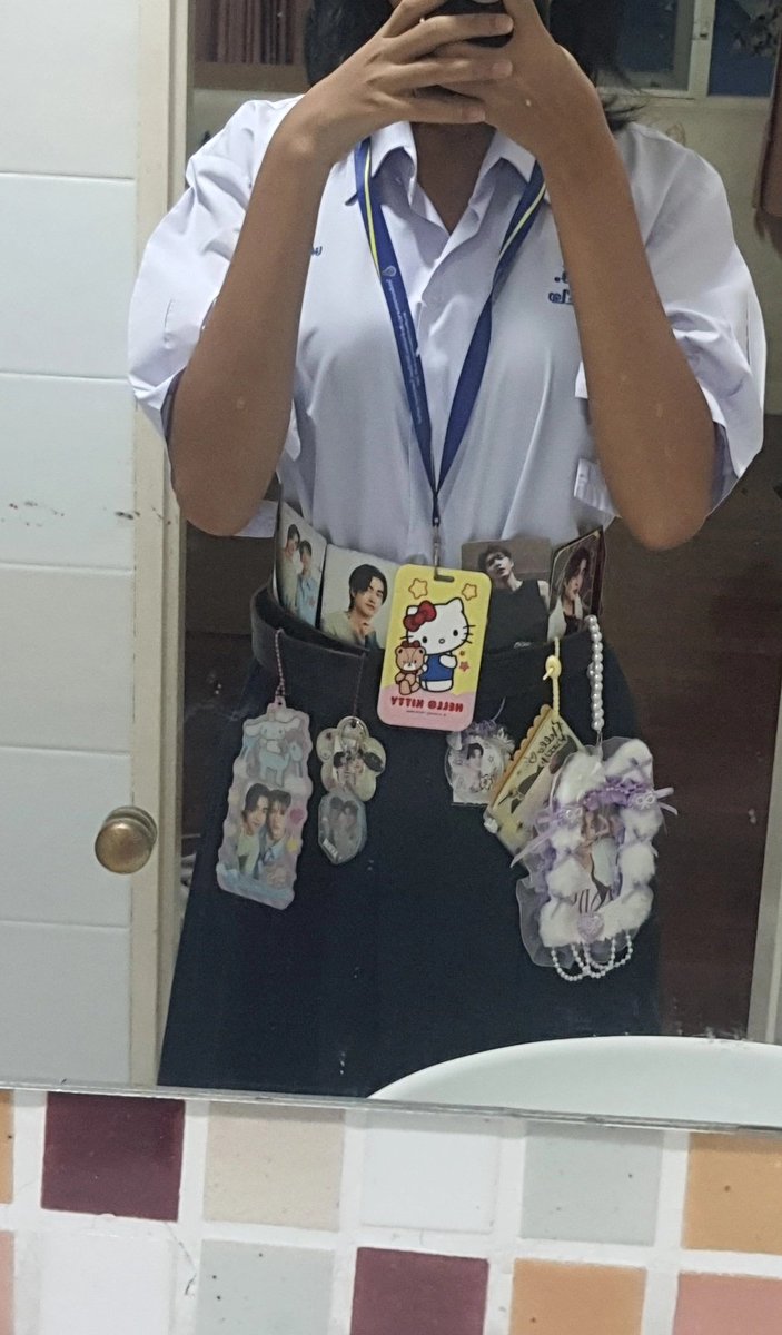 ลุคโรงเรียนวันนี้นะคะ