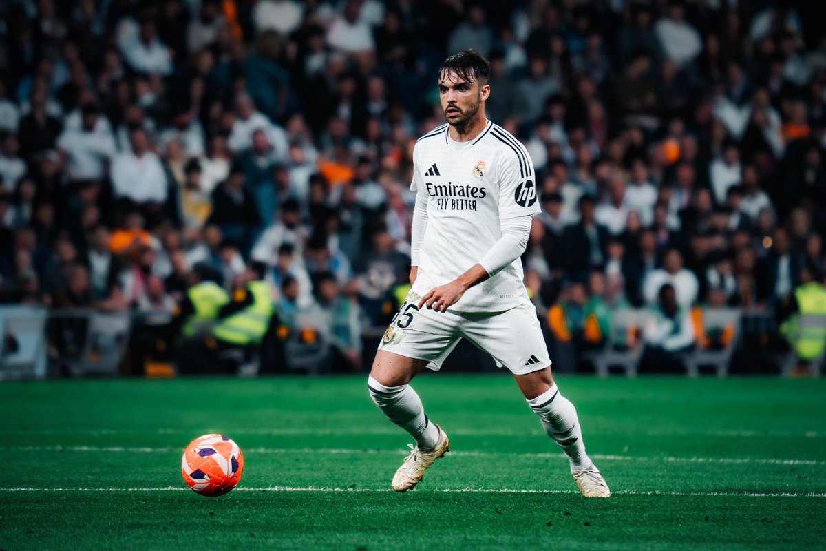 Raúl Asencio tweet media