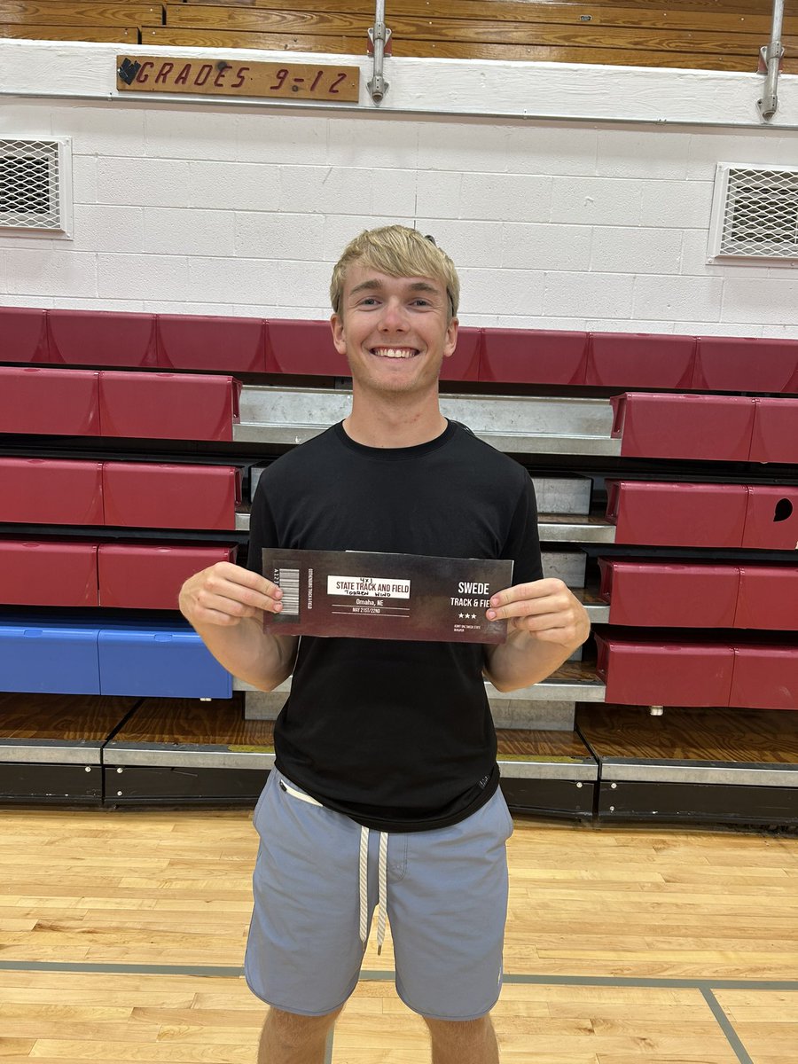 BrysonMahlberg's tweet image. The boys 4 x 100 relay team is Burke Bound. Congrats to Axtyn, Torren, Caden and Jon for breaking the school record yesterday in Ogallala!