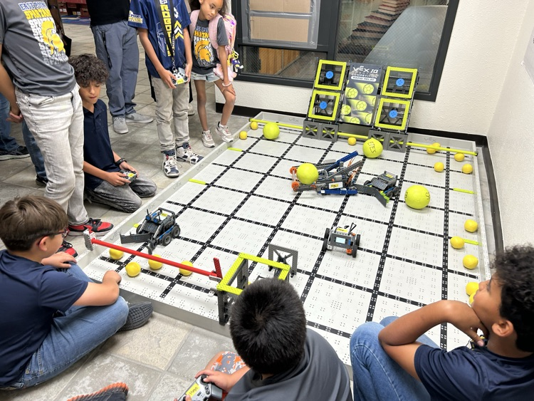 East Point ES (@eastpointes1) on Twitter photo Robotics is getting it done this year!! Thanks to <a href="/ronnie_macias6/">Veronica Macias</a> for all you do and thank you parents for all you support with robotics! <a href="/YsletaISD/">Ysleta ISD</a> 🤖🦾💙💛💙💛 Robotics is getting it done this year!! Thanks to <a href="/ronnie_macias6/">Veronica Macias</a> for all you do and thank you parents for all you support with robotics! <a href="/YsletaISD/">Ysleta ISD</a> 🤖🦾💙💛💙💛