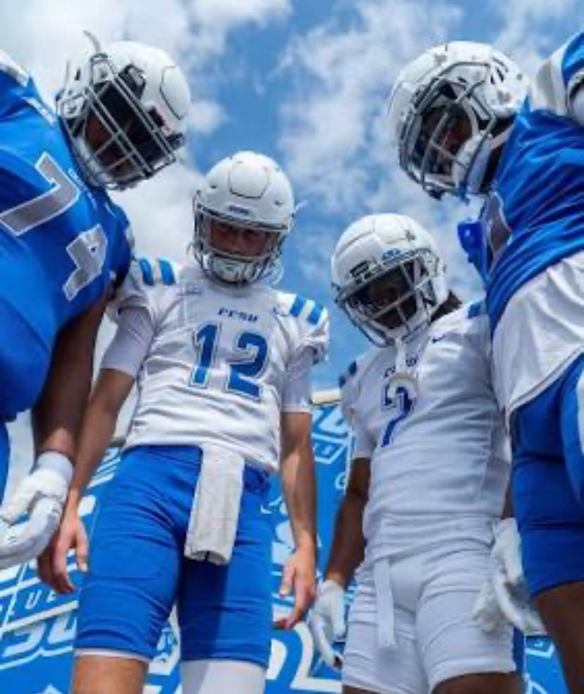 Brandon Esson (@brandonesson23) on Twitter photo AGTG! After a great call with <a href="/RonDiGravio/">Ron DiGravio</a> I’m blessed to announce I’ve received an offer from <a href="/CCSUfootball/">CCSU FOOTBALL</a> #ForksUp #TheHatterWay <a href="/CoachTieri/">Augie Tieri</a> AGTG! After a great call with <a href="/RonDiGravio/">Ron DiGravio</a> I’m blessed to announce I’ve received an offer from <a href="/CCSUfootball/">CCSU FOOTBALL</a> #ForksUp #TheHatterWay <a href="/CoachTieri/">Augie Tieri</a>