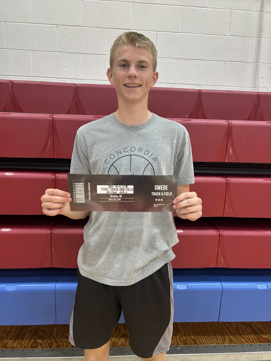 BrysonMahlberg's tweet image. Bryson punched his ticket to state in 3 events yesterday!! He is heading to Omaha in the 4x8 relay, 800, and the 4x4 relay! @GBurgSwedes