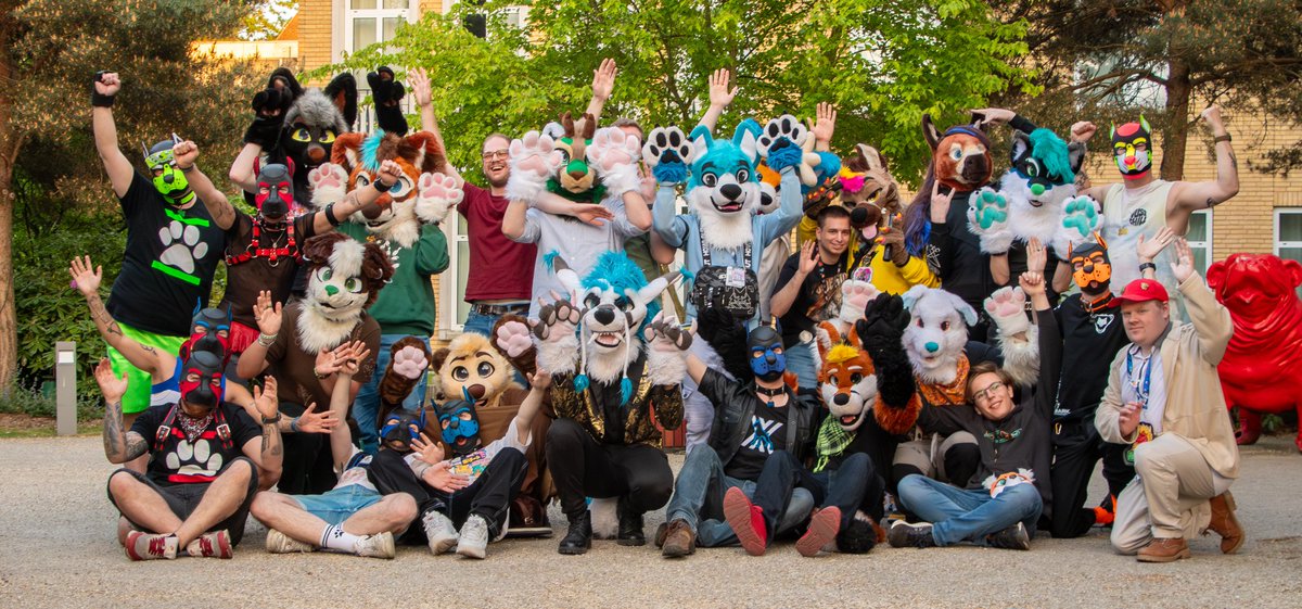 CallMeGoodBoy0's tweet photo. Awoo!!
Had so much fun with all the pups and furs at the meet!! Let's just say the night ended pretty "hot", but not that kinda way😅😅
#dutchpup #puppyplay #fursuit #furry #humanpup https://t.co/qMxMgvd6Nf