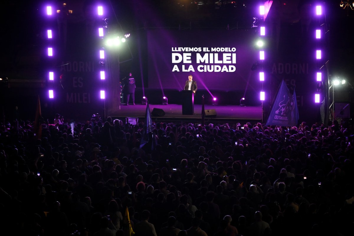Guillermo Francos (@gafrancosok) on Twitter photo Hoy cerramos una campaña histórica en la Ciudad de Buenos Aires, con <a href="/madorni/">Manuel Adorni</a> al frente de la lista de La Libertad Avanza.
Cada vez somos más los que queremos avanzar hacia un país distinto, con orden, libertad y prosperidad.
El domingo, los vecinos de la Ciudad tienen la Hoy cerramos una campaña histórica en la Ciudad de Buenos Aires, con <a href="/madorni/">Manuel Adorni</a> al frente de la lista de La Libertad Avanza.
Cada vez somos más los que queremos avanzar hacia un país distinto, con orden, libertad y prosperidad.
El domingo, los vecinos de la Ciudad tienen la