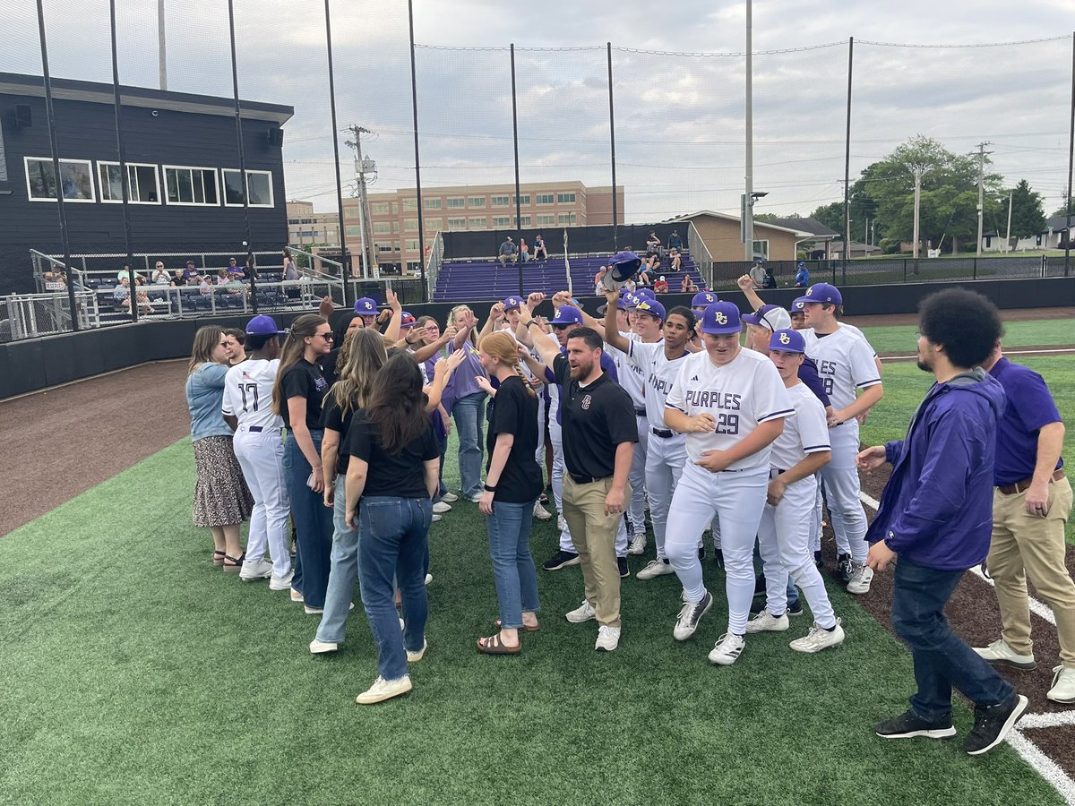 The Purple Spirit (@bghspurplesnews) on Twitter photo Teacher & Faculty Appreciation Night for <a href="/PurplesBaseball/">Purples Baseball</a> as they host Owensboro Apollo.
Let’s go Purples! Teacher & Faculty Appreciation Night for <a href="/PurplesBaseball/">Purples Baseball</a> as they host Owensboro Apollo.
Let’s go Purples!