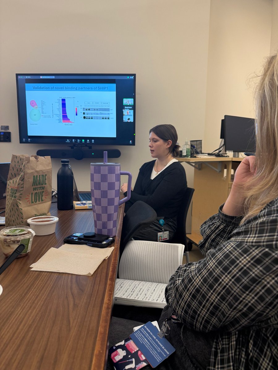 YoungPearseLab's tweet image. A big day for the TYP lab! Master's student @emma_601_emma successfully defended her incredible thesis work today where she's been working with @GizemTerzioglu_ on studying how SHIP1 regulates lysosomal function in microglia. She will be missed!