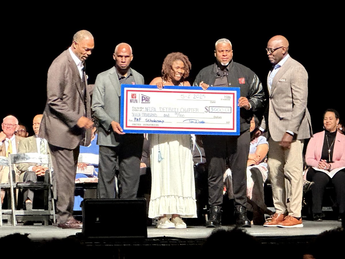 For the kids! 

One of the best parts of the NFLPA Chapter system is being able to give back, especially through the PAF Scholarship. Shoutout to the winners from our Indianapolis, Knoxville, Kansas City, and Detroit Chapters 👏 #NFLPAFraternity