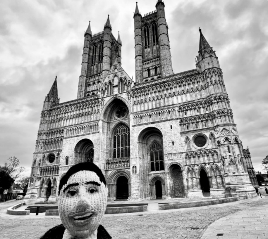 Jimmy Carr tweet media