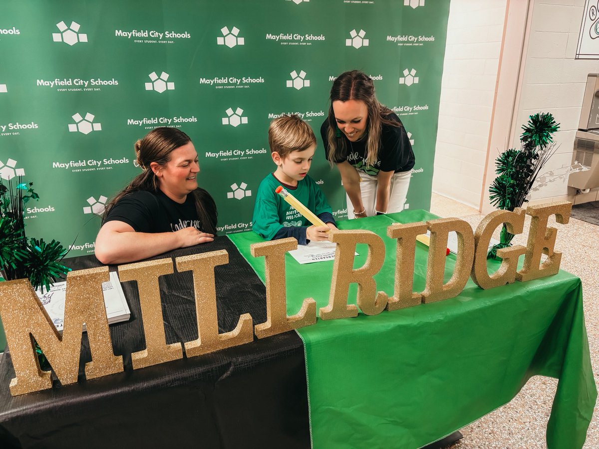 Our 2nd Annual Kindergarten Signing Day was a huge success!! Looking forward to our Class of 2038 Millridge Mustangs!! 💚🖤