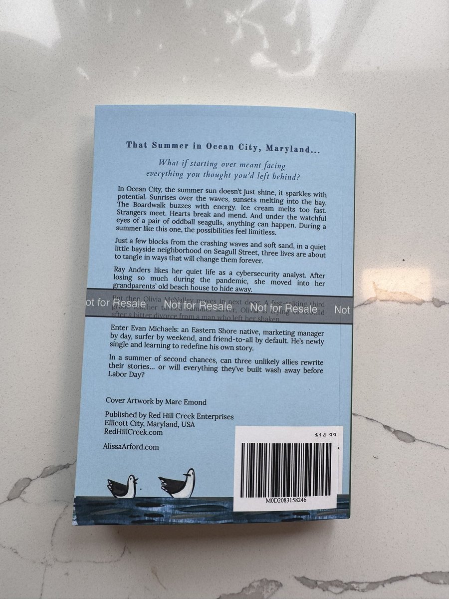 My first novel is almost here! #WelcomeToSeagullStreet is set in Ocean City, Maryland, and will be available on May 24th! 

Ebook and paperback on Amazon + Barnes &amp; Noble. #OCMD #books #summerreading #beachread 

Alissaarford.com