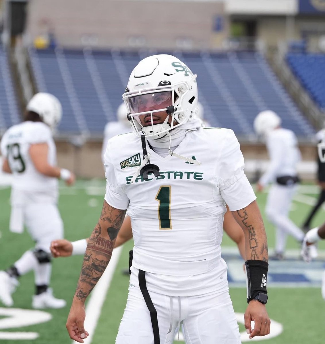 Raheem “Heem” Floyd (@holdonheem) on Twitter photo Blessed to receive an D1 offer from sacramento state!!
<a href="/marcuspatton4/">marcus patton</a> <a href="/BrennanMarion4/">Coach Marion</a> <a href="/CochBG4/">Brandon Gregory</a> <a href="/DarrenSunkett/">Coach Sunk</a> <a href="/CoachTDismukes/">Trevor Dismukes</a> <a href="/coachnellyy/">Dominic Nelson (Coach Nelly Wopp)</a> <a href="/AllenTrieu/">Allen Trieu</a> <a href="/GregSmithRivals/">Greg Smith</a> <a href="/RivalsFriedman/">Adam Friedman</a> <a href="/adamgorney/">Adam Gorney</a> <a href="/On3sports/">On3</a> <a href="/On3Recruits/">On3 Recruits</a> <a href="/247recruiting/">247Sports Recruiting</a> <a href="/Rivals/">Rivals</a> Blessed to receive an D1 offer from sacramento state!!
<a href="/marcuspatton4/">marcus patton</a> <a href="/BrennanMarion4/">Coach Marion</a> <a href="/CochBG4/">Brandon Gregory</a> <a href="/DarrenSunkett/">Coach Sunk</a> <a href="/CoachTDismukes/">Trevor Dismukes</a> <a href="/coachnellyy/">Dominic Nelson (Coach Nelly Wopp)</a> <a href="/AllenTrieu/">Allen Trieu</a> <a href="/GregSmithRivals/">Greg Smith</a> <a href="/RivalsFriedman/">Adam Friedman</a> <a href="/adamgorney/">Adam Gorney</a> <a href="/On3sports/">On3</a> <a href="/On3Recruits/">On3 Recruits</a> <a href="/247recruiting/">247Sports Recruiting</a> <a href="/Rivals/">Rivals</a>