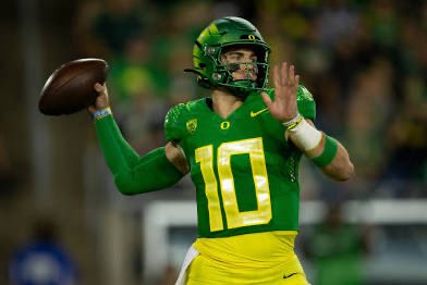Kavian Bryant (@kavianbryant27) on Twitter photo After a great conversation with <a href="/CoachWillStein/">Will Stein</a> I’m extremely blessed to receive an offer from the University of Oregon #Goducks 🦆 #Agtg After a great conversation with <a href="/CoachWillStein/">Will Stein</a> I’m extremely blessed to receive an offer from the University of Oregon #Goducks 🦆 #Agtg