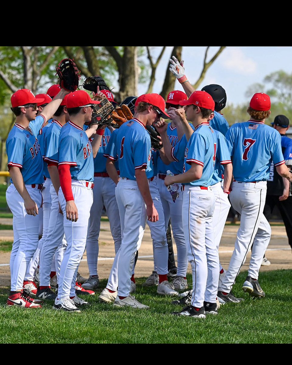 Red Devils 6 
Fieldcrest 1 
Final 

With a record of 20-10, the Red Devils will return to action on Thursday, May 22nd, at the Monmouth Roseville Regional, starting at 4:30 pm, with the opponent to be determined. 

Go Red Devils ⚾️