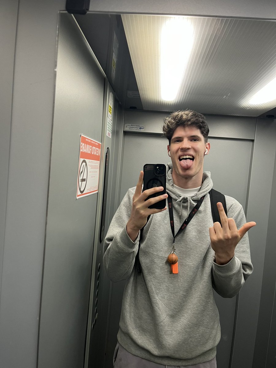 sexytallmaster's tweet photo. Just DM ME “wallet ready sir” and ill degrade and fuck you up while smiling and taking your money, i mean my money!!

https://t.co/t0TzdgV5LM

#cashmaster #findom #payslave #moneyslave #footslave #cashdom #musclemaster #muscledom #humanatm #humanwallet #socksmaster #feetmaster #stinkysocks #smellyfeet #feetworship #socksfetish #alphamale #straightmaster #humiliation #findom #cuckold #loser