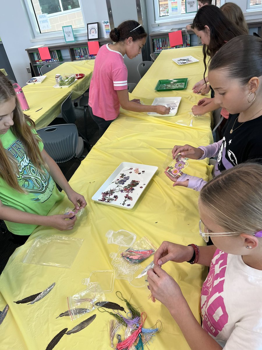 Finished up my week at McGown with Library Assistant lunches, bookmark making, spinner winners, vending machine celebrations, and the final Book Nest meeting. I’m so grateful to be present for so many owl-mazing moments in the library! #thehappiestlibraryonearth <a href="/CyFairLibraries/">CyFairLibraries</a>