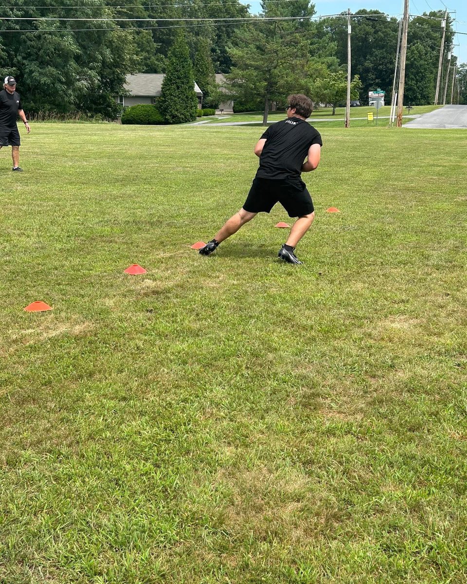 It’s been a long journey. As a young Qb I was injured but I never quit. I prayed, worked hard, and I had some incredible coaches!
Bryson Spinner, former NFL Qb
Joseph Brunell, D1 Qb/Elite11 
James Tabary, former NFL Qb
Randy Wishmeyer, Tom Brady and Drew Brees throwing coach
I