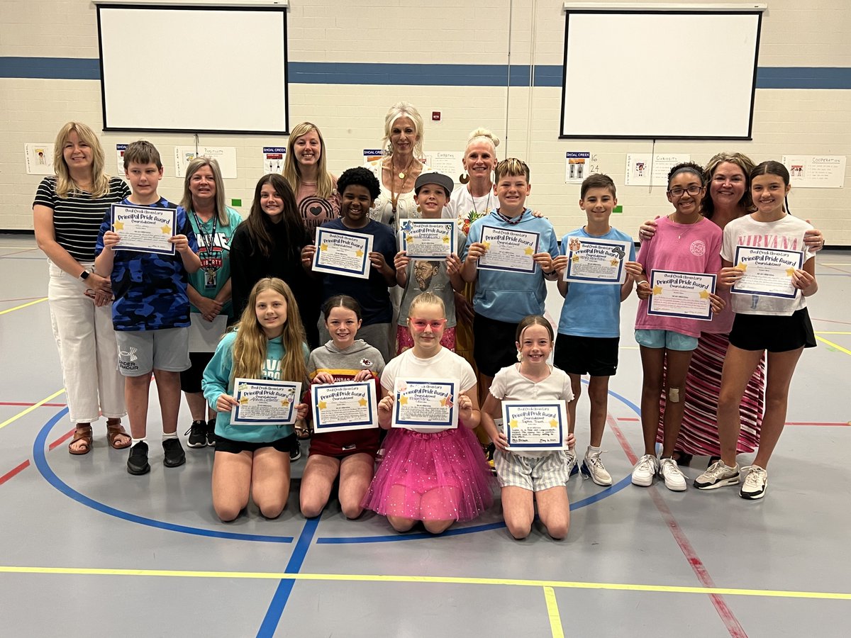 ShoalCreekStars's tweet photo. Shoal Creek is shining bright with the Principal Pride Awards!  💙💛 We're celebrating the good in every Star and their kindness, leadership, and excellence in the classroom and on the playground. Their futures? Oh yes, they’re BRIGHT. ⭐️ #ShareTheGoodLPS https://t.co/y6DKBnxuzg