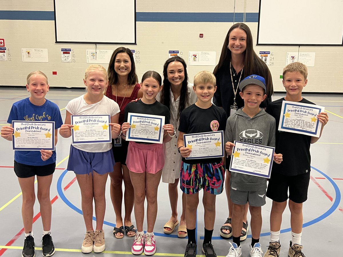 ShoalCreekStars's tweet photo. Shoal Creek is shining bright with the Principal Pride Awards!  💙💛 We're celebrating the good in every Star and their kindness, leadership, and excellence in the classroom and on the playground. Their futures? Oh yes, they’re BRIGHT. ⭐️ #ShareTheGoodLPS https://t.co/y6DKBnxuzg