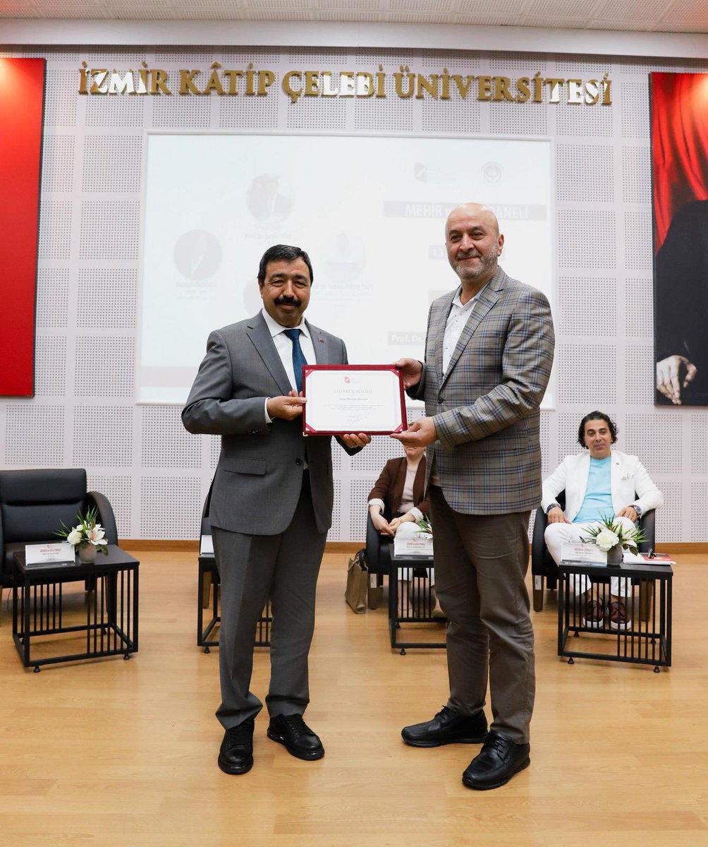 Mütevelli Heyeti Başkanımız Mustafa Özdemir Bey #İKÇÜ Kurumsal İletişim Koordinatörlüğü ile Kadın ve Aile Çalışmaları Uygulama ve Araştırma Merkezi tarafından “2025 #Aileyılı” kapsamında “Mehir ve Aile” konulu düzenlenen panele katılım sağlamıştır. <a href="/izmkatipcelebi/">İzmir Kâtip Çelebi Üniversitesi</a> <a href="/saffetkose/">Saffet KÖSE</a>
