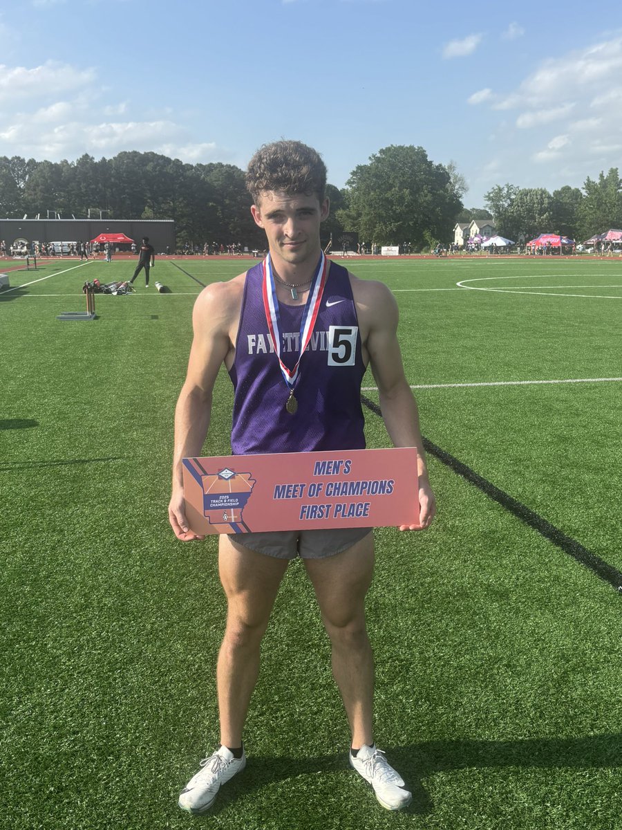 Nathan Kachel with 300 Hurdle win!!!