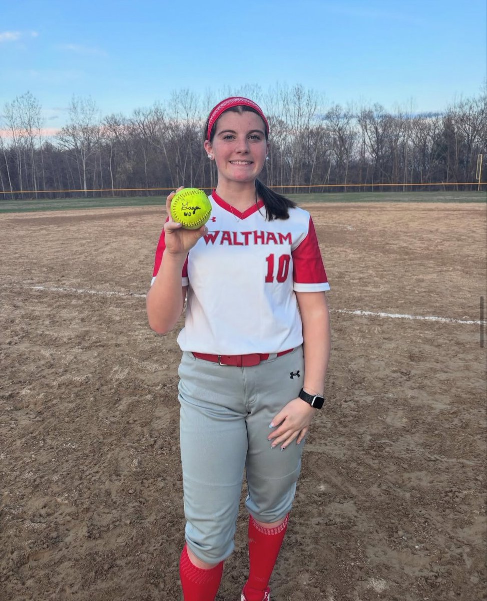 whscheering's tweet image. We love our multi-sport athletes! 🦅 @WHawkSAthletics