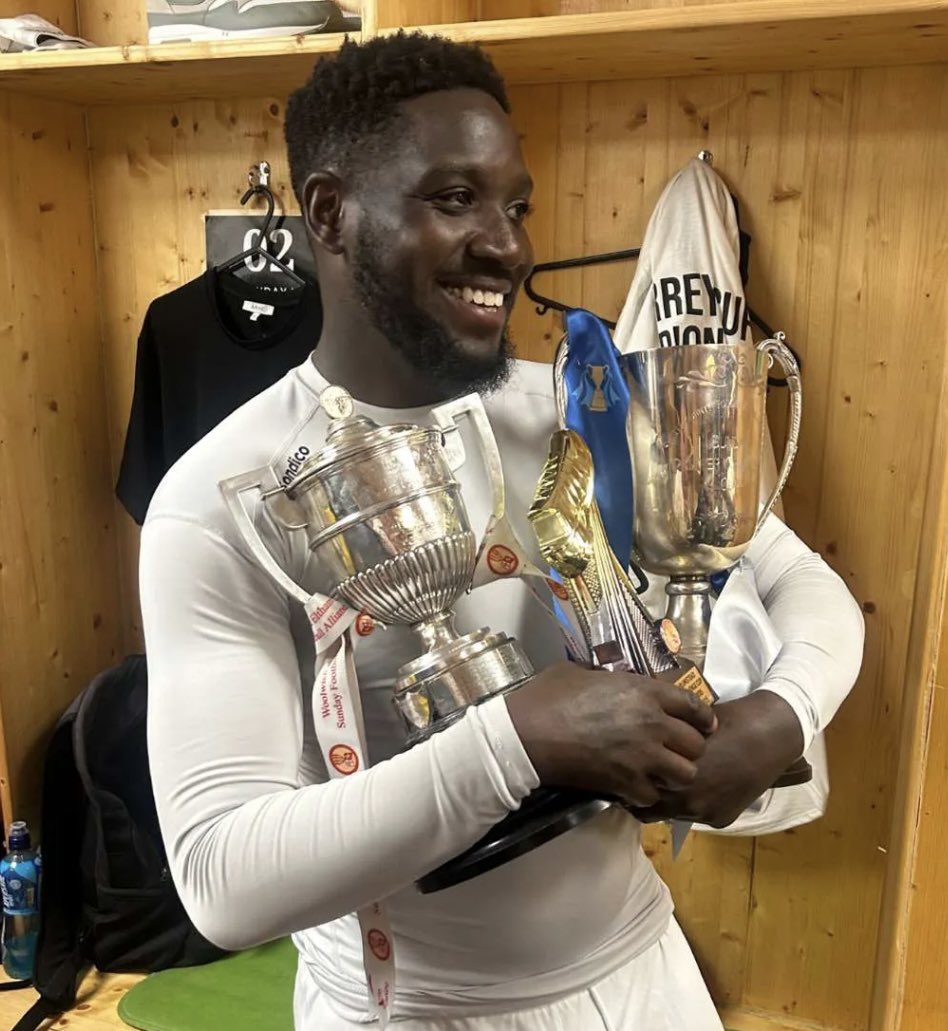 How greedy treble winners <a href="/SAHA_MensFC/">S.A.H.A FC</a> #TUAV #TURNUPNVIOLATE ⚽️✌🏾