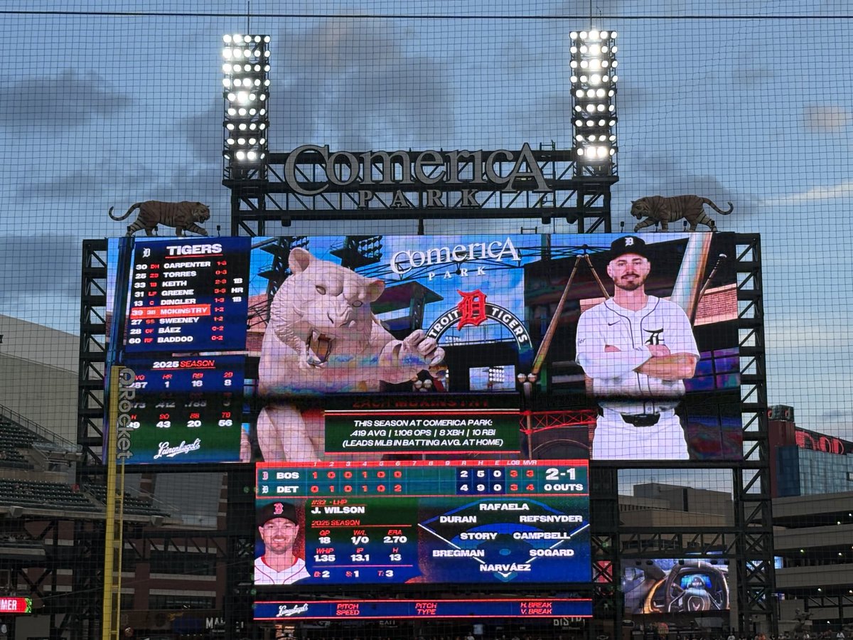 MLB 2025 trip - field #2 - Detroit Comerica Park!