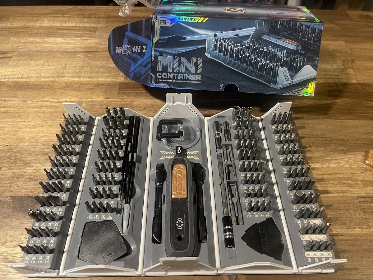 これめちゃくちゃかっこいいと思いませんか？
昨日仕事終わってちょっとトレイルアームズに遊びに行ったんだけどこれ一目惚れして値段も聞かずにこれ欲しいですって言って買っちゃった
完全に見た目にやられた笑
#トレイルアームズ #TRAILARMS