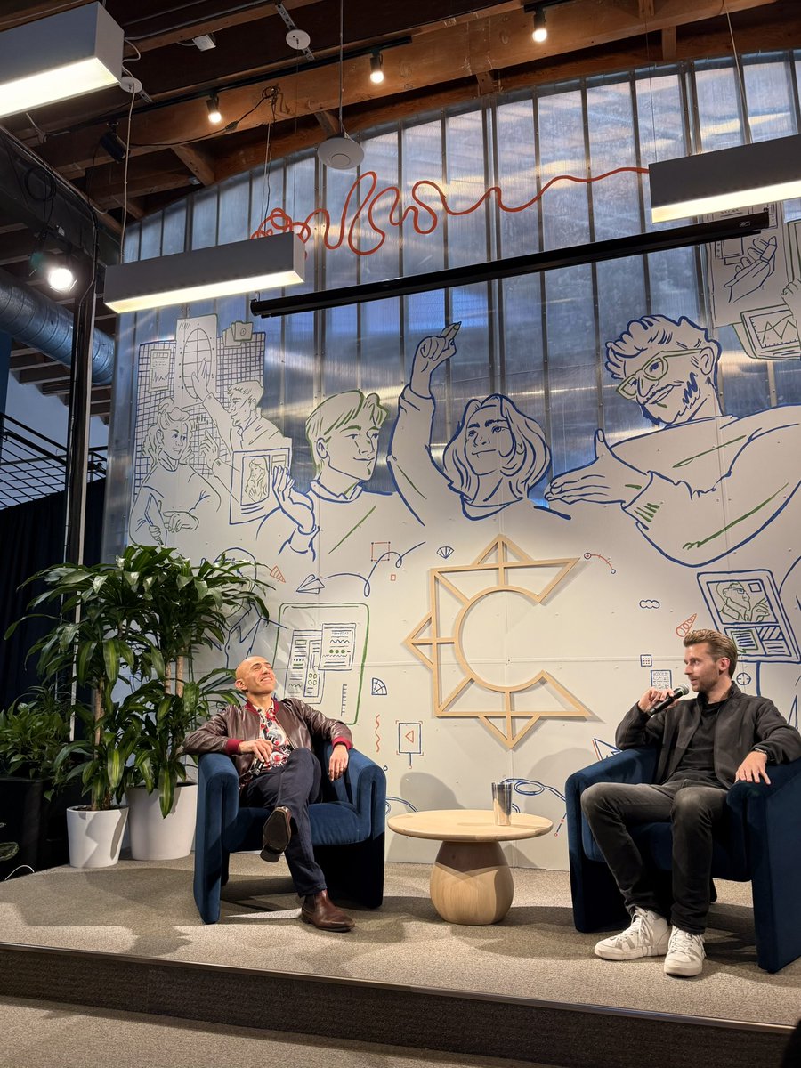 _yangyou's tweet image. great fireside with @colin_dunn x @soleio on the designer founder journey and the future of visual brand building
“design with the grain of the technology”