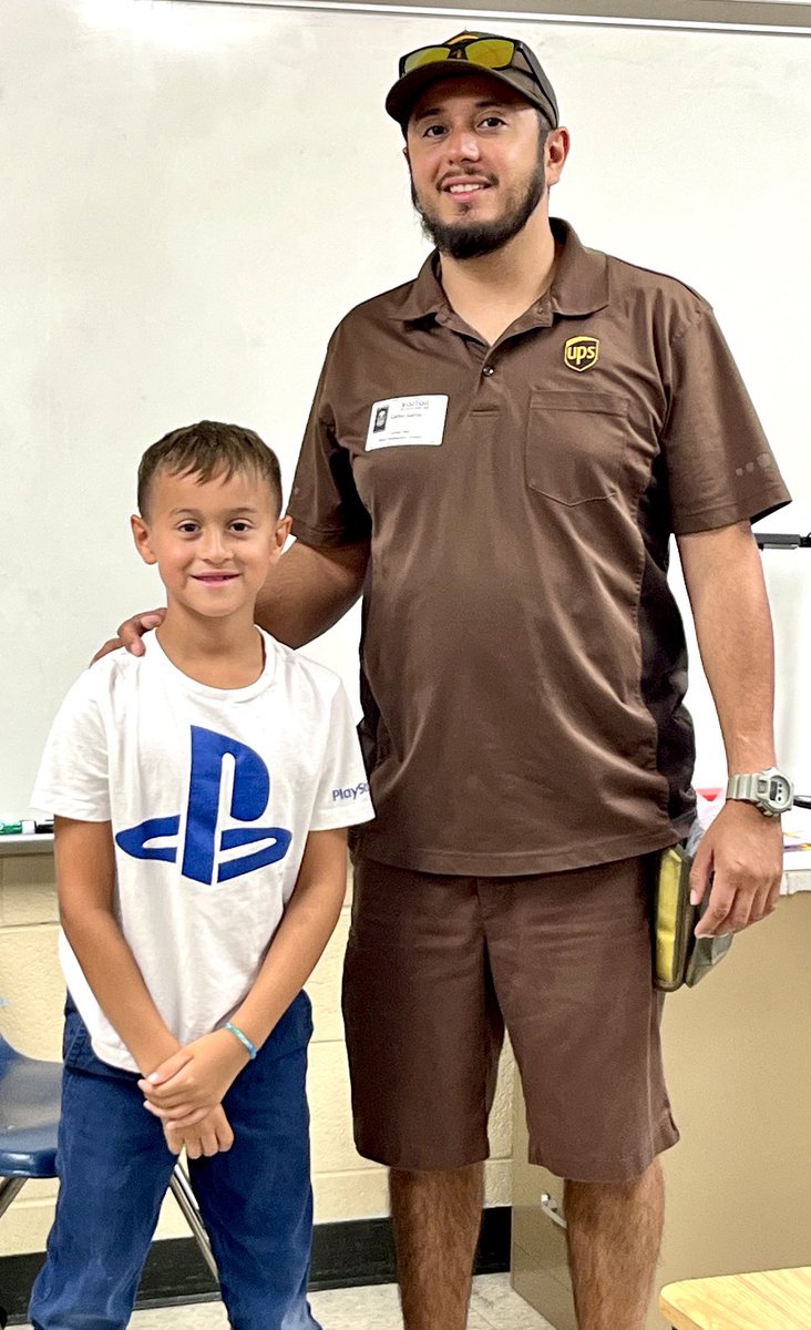 Career Day was a huge success! 🎉 Our students were inspired by amazing professionals who shared their journeys, passions, and advice for the future. Thank you to all our speakers for pouring into the next generation! 💼✨ #TogetherWeThrive ♥️