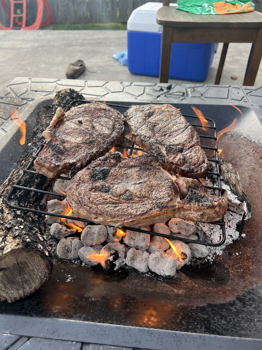 BubbaHump172840's tweet image. Comments? Complaints? Didn’t think so. #openflame