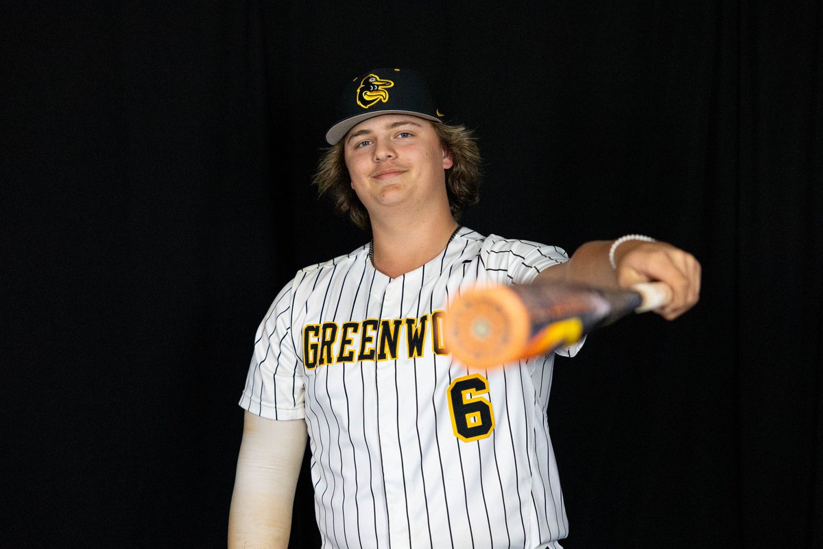 Eagles win! 

Greenwood 5 - Riverside 1 

#GRIT