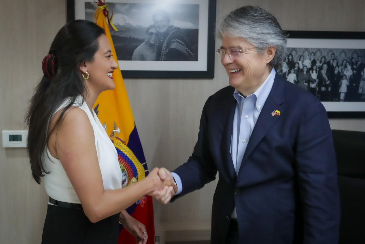 LassoGuillermo's tweet image. Con enorme alegría y profundo orgullo, tengo el honor de anunciar a María José Beletanga como la ganadora del programa de becas Guillermo Lasso Mendoza.
Cuando imaginé este programa, soñé con abrir puertas para jóvenes que, como ella, merecen todas las oportunidades del mundo.…
