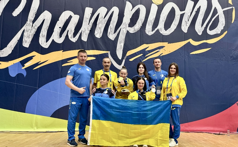 Українські пара бадмінтоністи вибороли комплект нагород на міжнародному турнірі paralympic.org.ua/ua/news/ukrayi…
